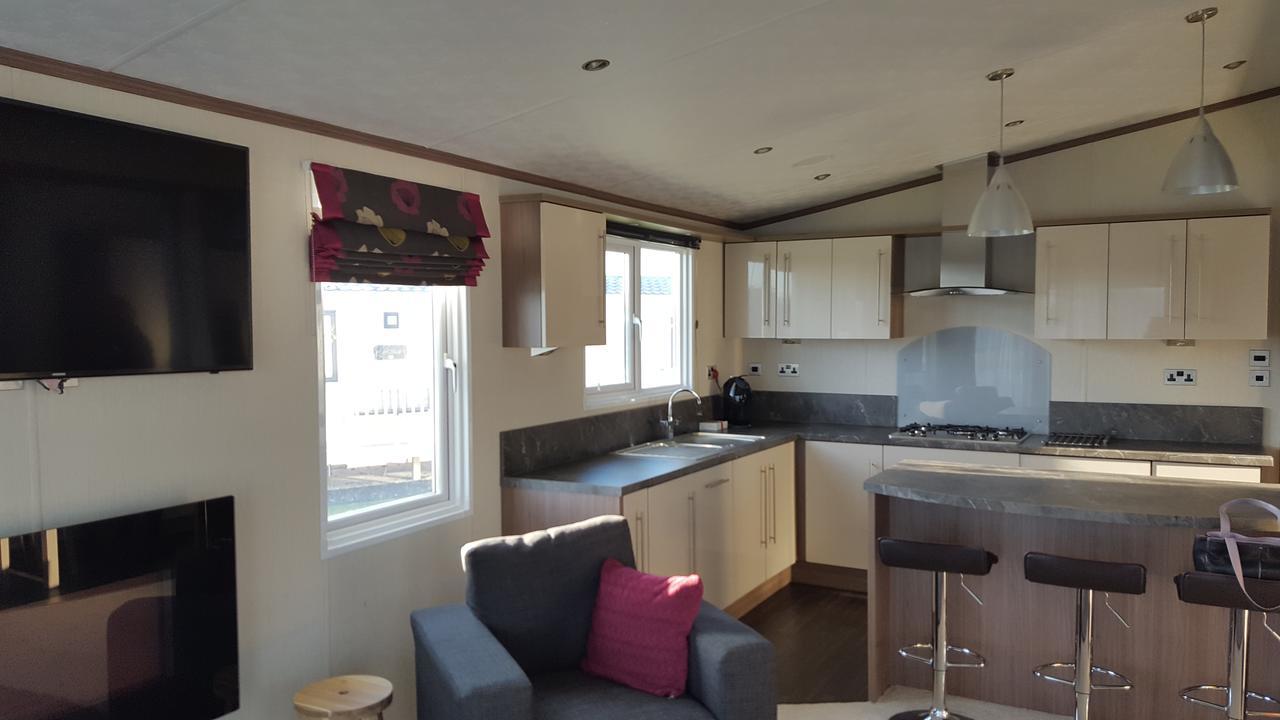 Luxury Lodge At Haggerston Castle Beal Exteriör bild