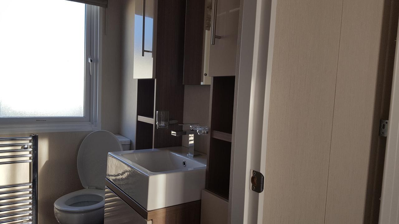 Luxury Lodge At Haggerston Castle Beal Exteriör bild
