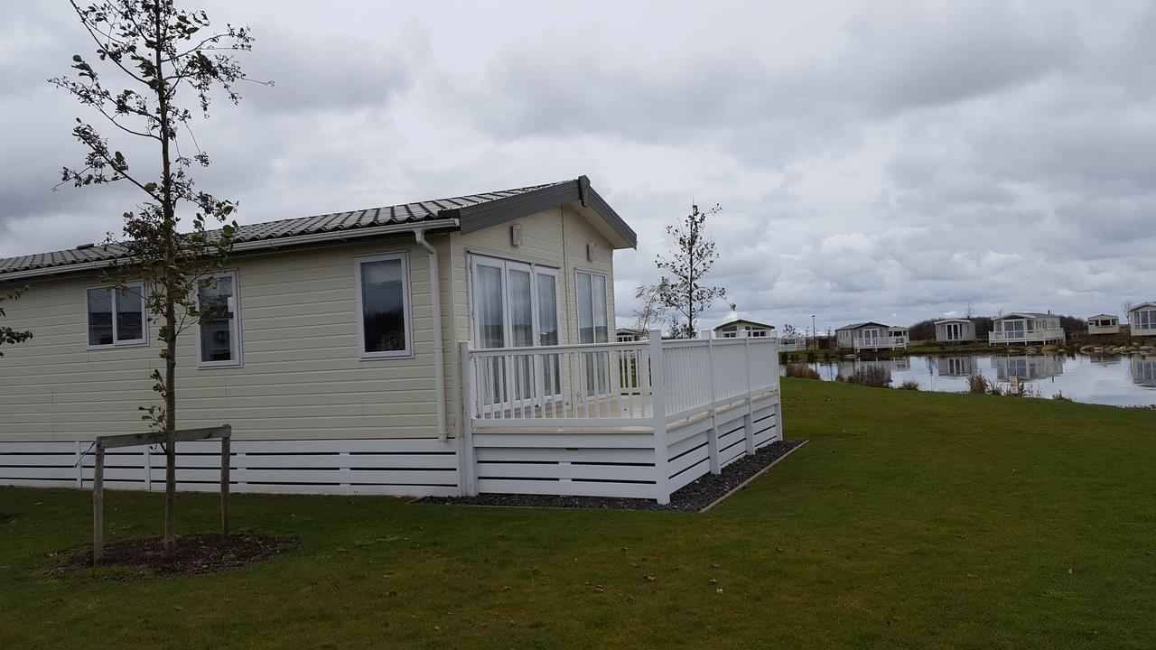 Luxury Lodge At Haggerston Castle Beal Exteriör bild