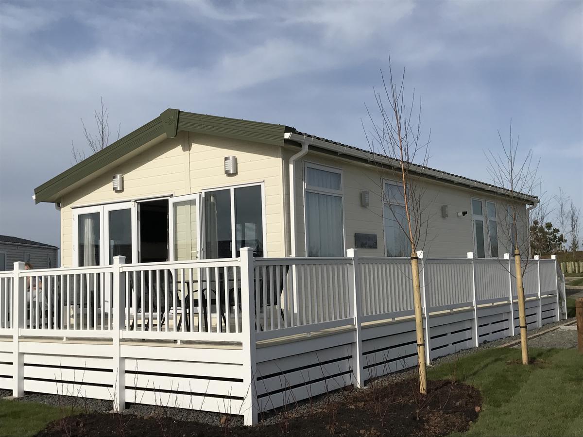 Luxury Lodge At Haggerston Castle Beal Exteriör bild