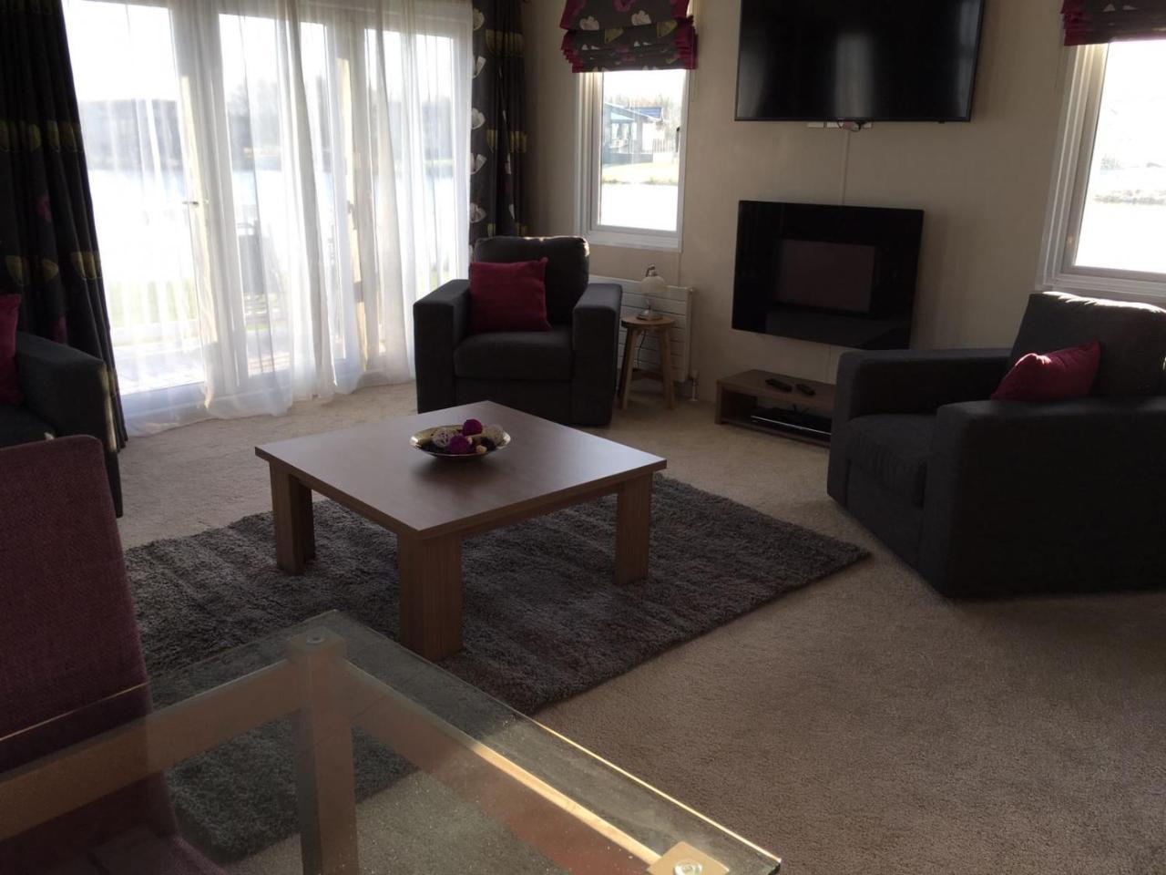Luxury Lodge At Haggerston Castle Beal Exteriör bild